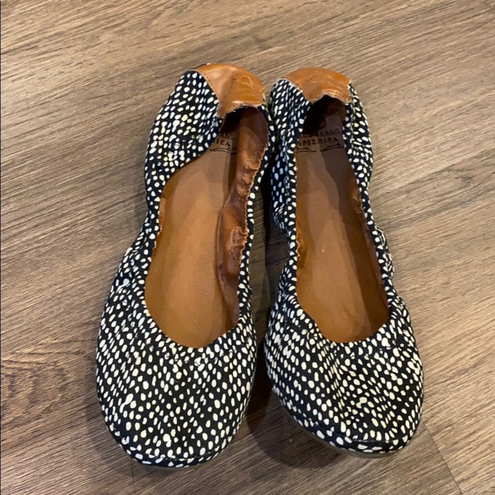 Lucky Brand black and white ballet flat size 9